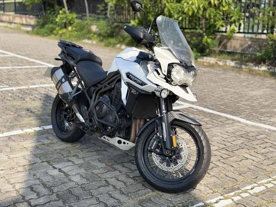 TRIUMPH TIGER 1200 XCX TRIUMPH TIGER 1200 XCX